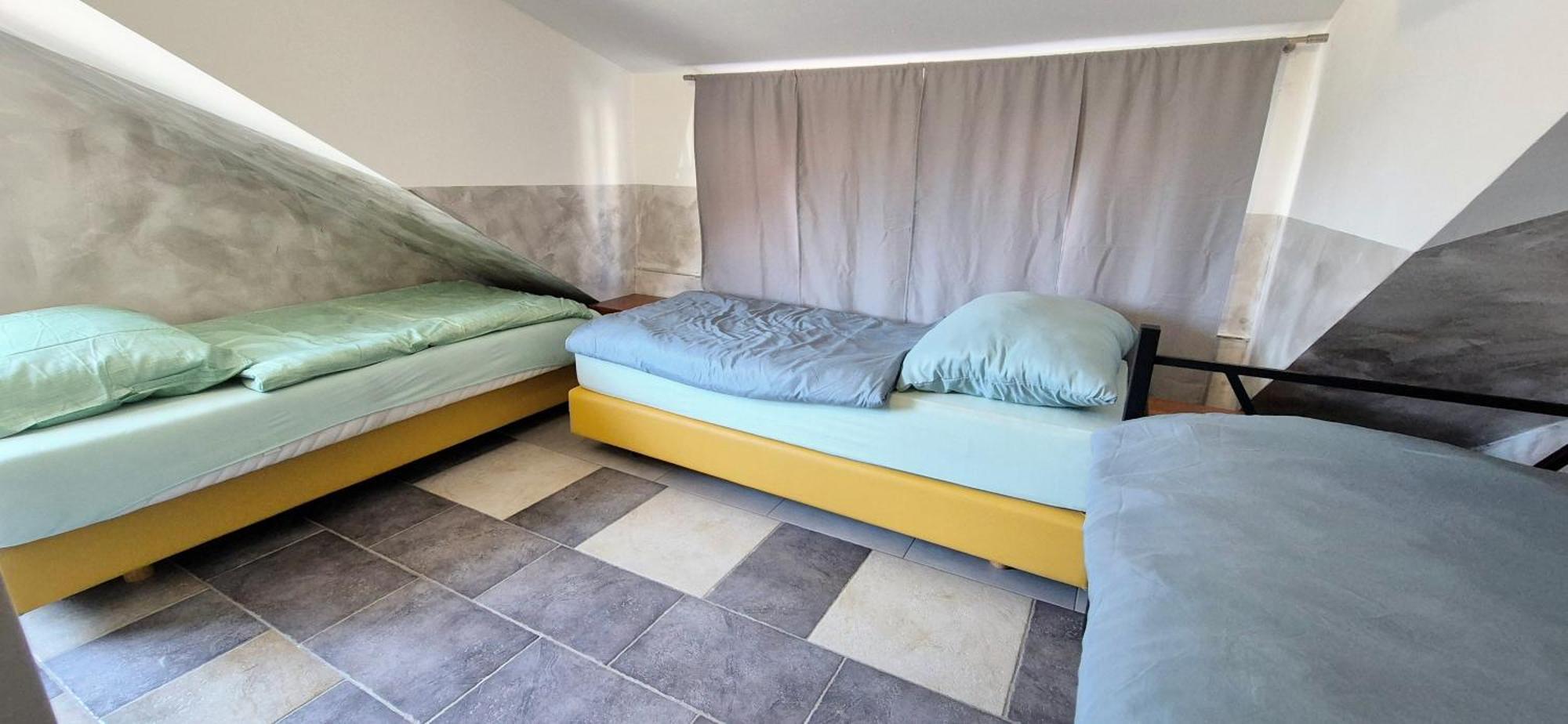 Bled Lesce Station Rooms And Beds エクステリア 写真