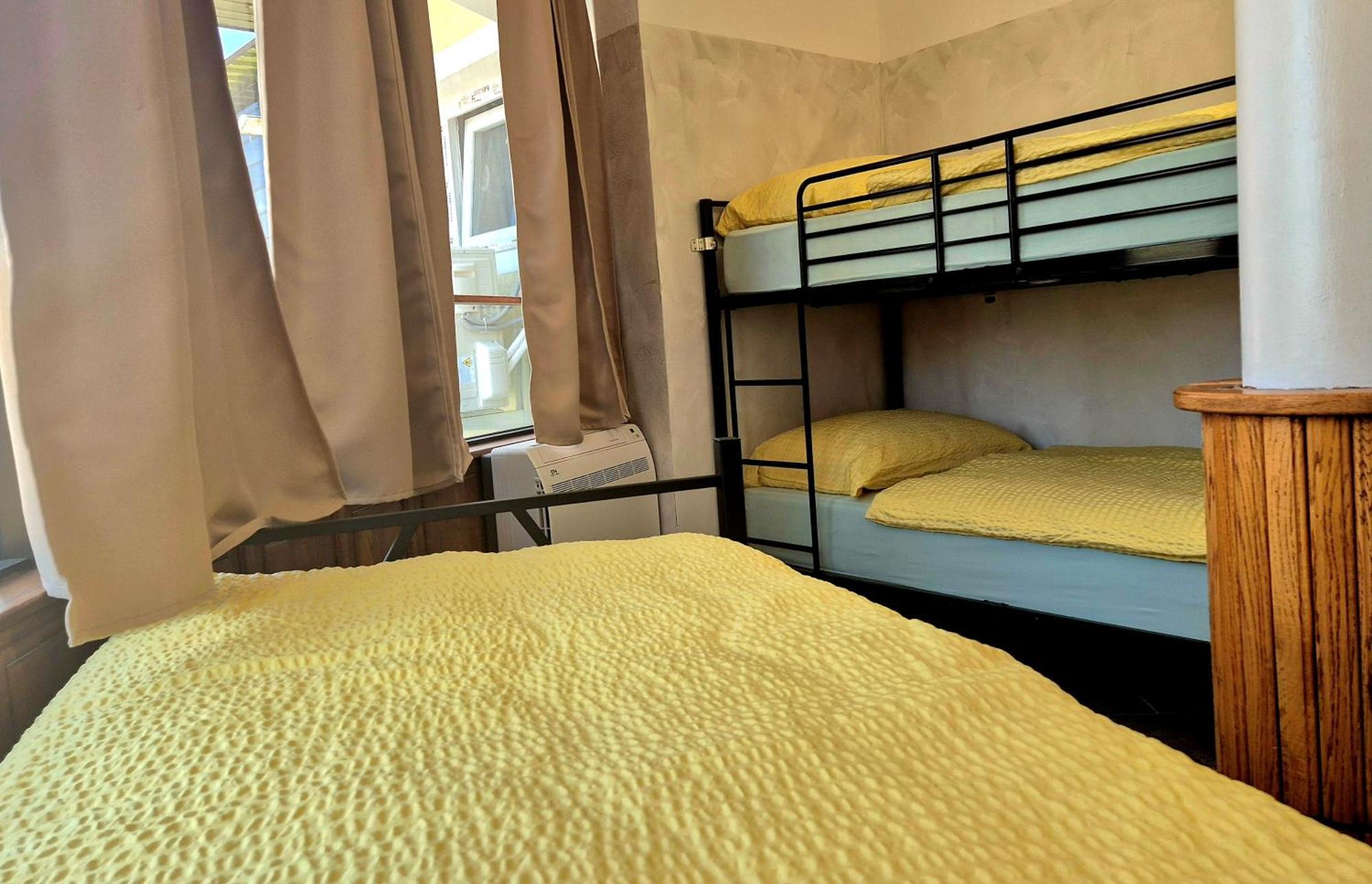 Bled Lesce Station Rooms And Beds エクステリア 写真